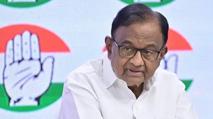 दिमागी नक्सल विवाद: चिदंबरम के बयान ने बढ़ाई सियासी गर्मी, पीएम मोदी पर किया पलटवार