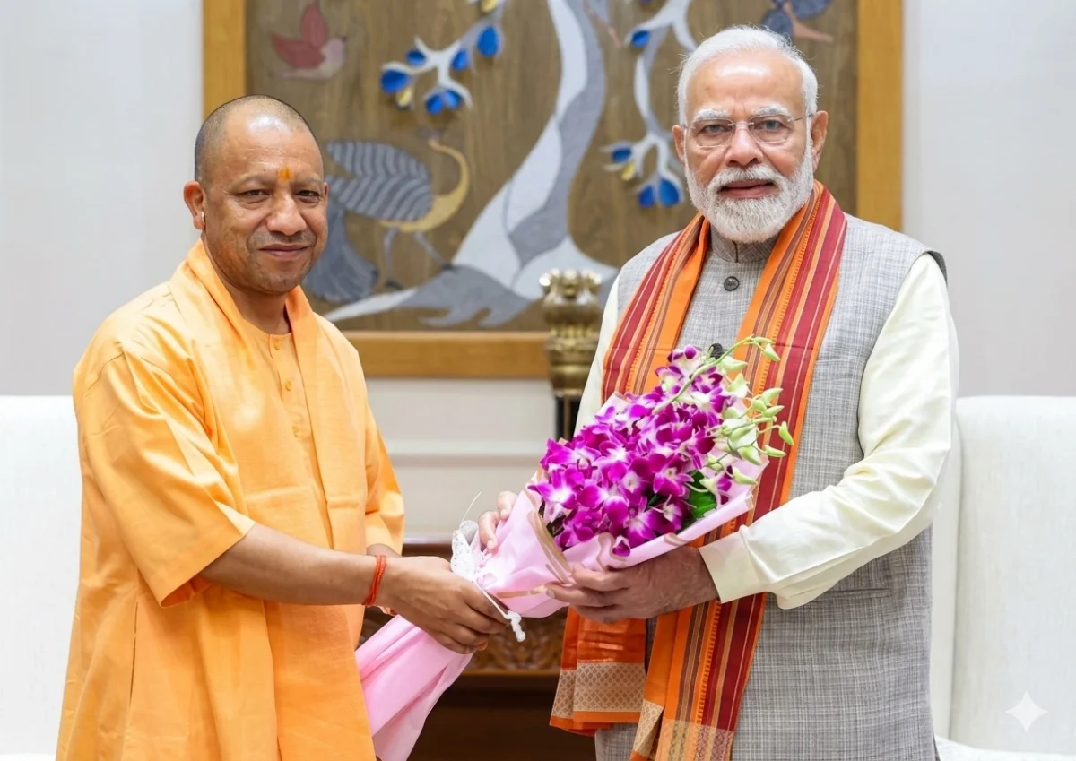 दिल्ली में गरमाई सियासत! PM मोदी से मिले CM योगी, 1 घंटे की बंद कमरे में चली बातचीत