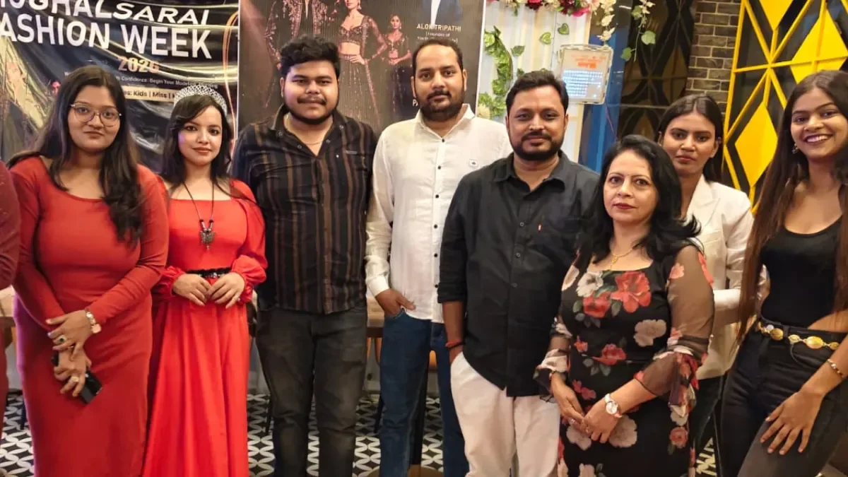Mughalsarai के Famous Restaurants: कहाँ मिलेगा अच्छा खाना? मुगलसराय जंक्शन पर उतरते ही सता रही है भूख? जानिए कहां मिलेगा बेस्ट खाना